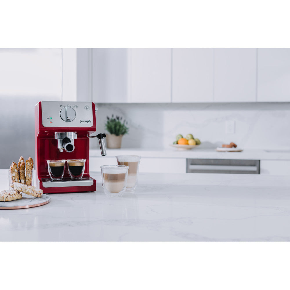 De’Longhi ECP3220R Manual Espresso Machine with 15-Bar Pump in Red