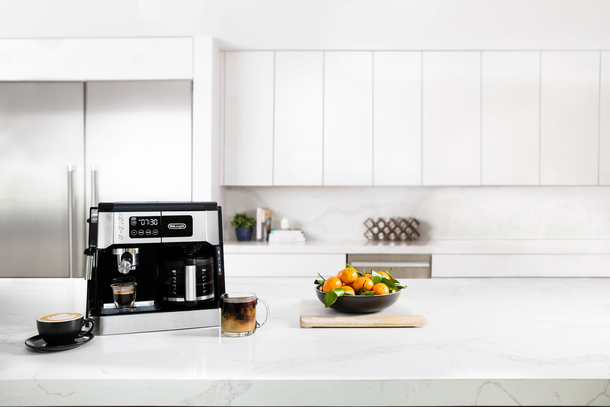 De’Longhi Digital All-in-One Coffee and Espresso Machine with 15-Bar Pump