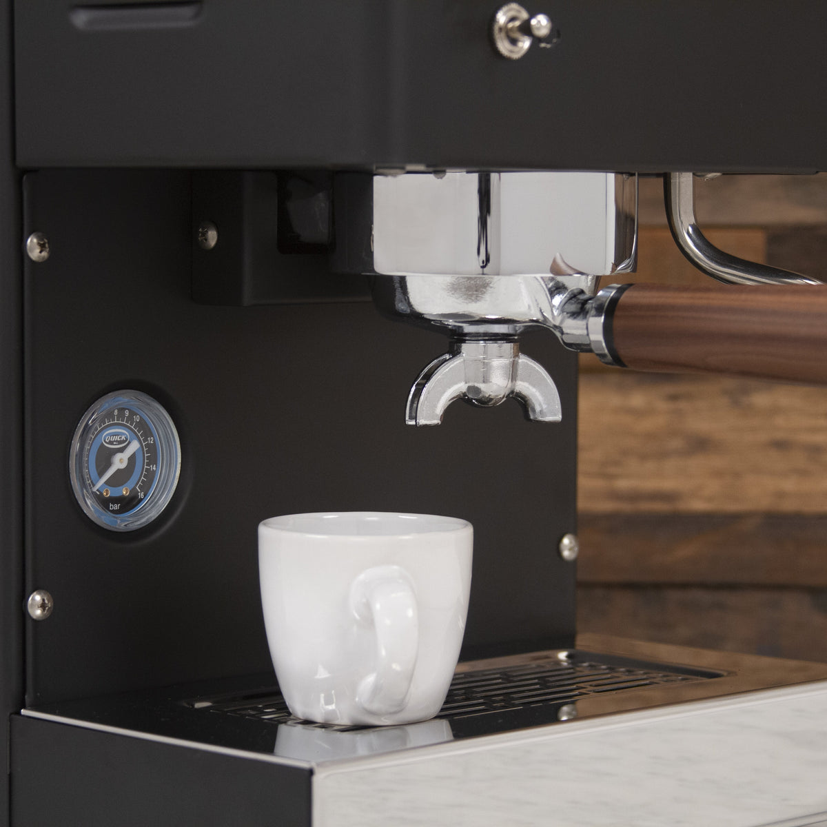 Quick Mill Pippa Single-Boiler Semi-Automatic Espresso Machine in Black