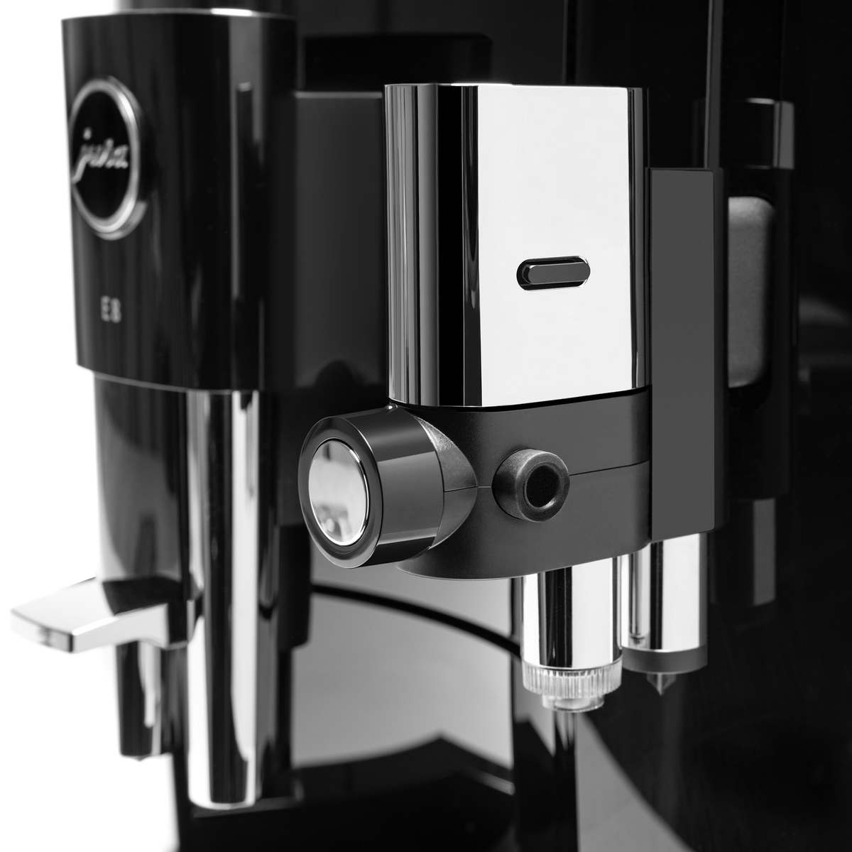 JURA E8 Gen 4 Fully Automatic Espresso Machine with Professional Aroma Grinder 2 and 3.5-Inch Display